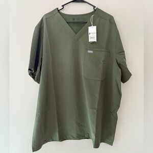 FIGS Men's Green V-Neck Shirt